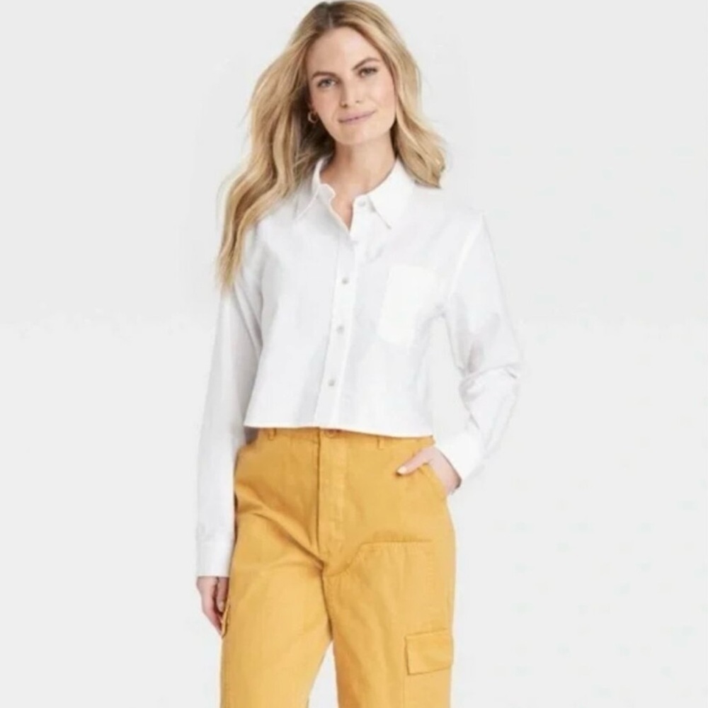 Women's Long Sleeve Adaptive Linen Button-Down Shirt - Universal Thread™ Medium